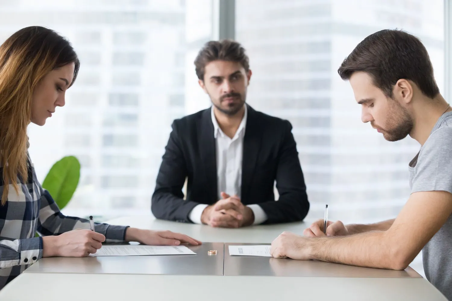 How EH Mediation Guides Couples Toward Fair and Balanced Outcomes Rawtenstall